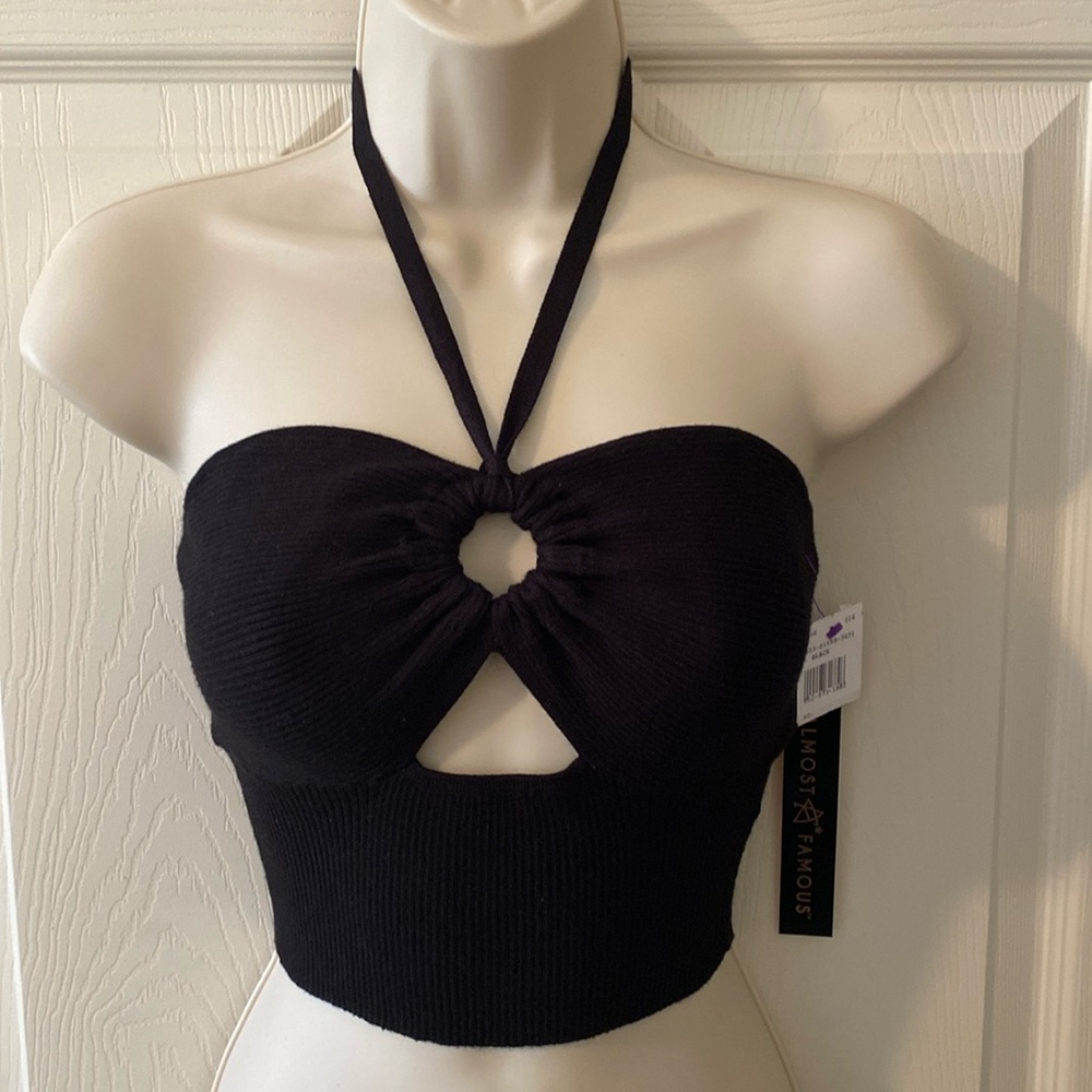NWT | Sexy 🔥 Almost Famous Cropped Halter Black Keyhole Top |Small